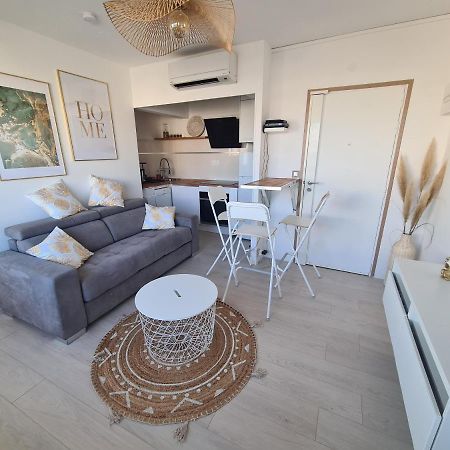 Appartement Lumineux Avec Vue Sur Mer A 50 M De La Plage Et Du Centre Λα Γκραντ-Μοτ Εξωτερικό φωτογραφία
